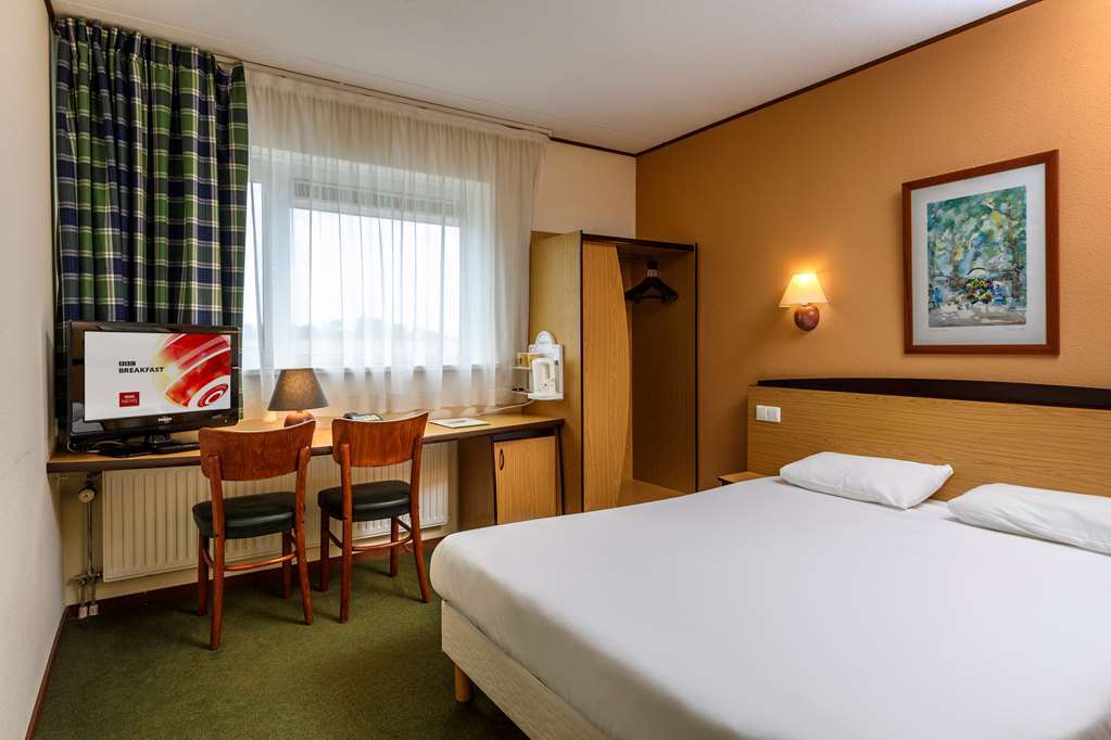 Campanile Hotel & Restaurant דלפט חדר תמונה